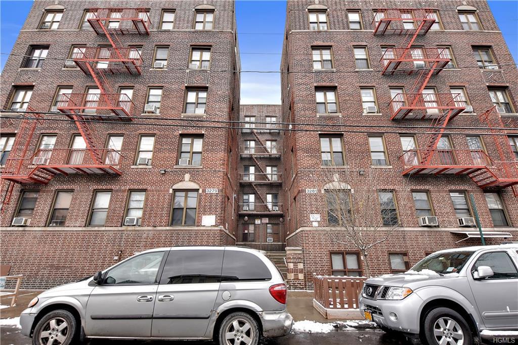 3279 Hull - Photo 1