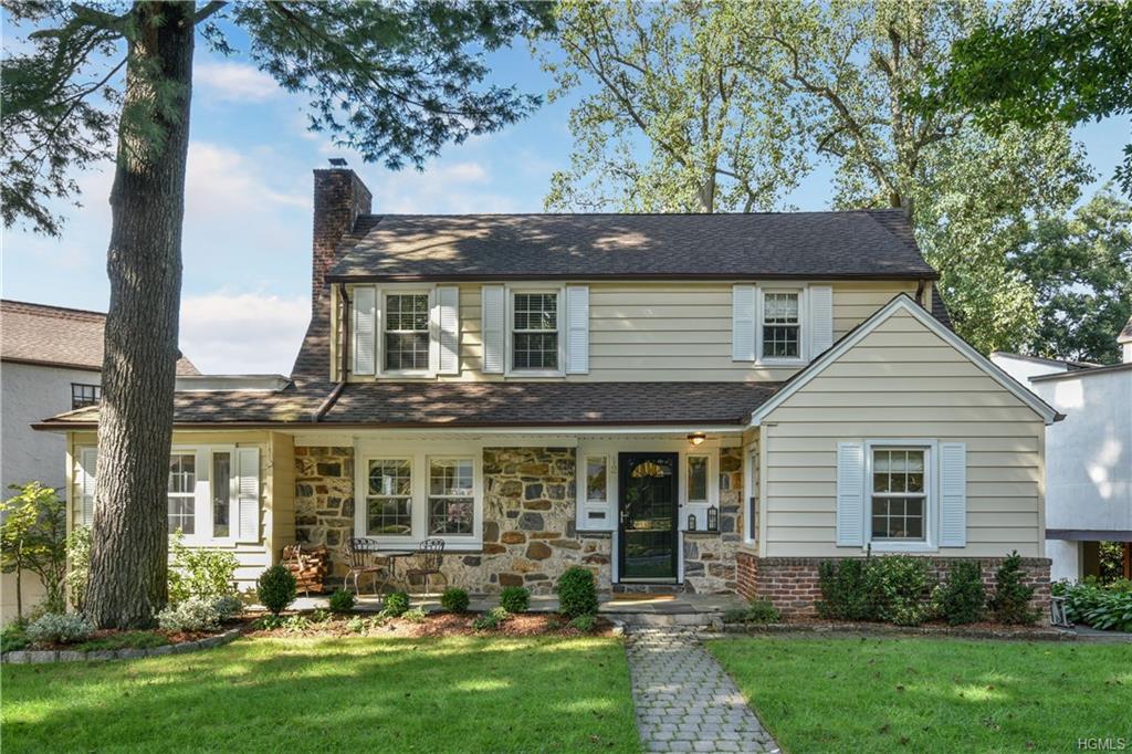 12 Lotus Road - Photo 1