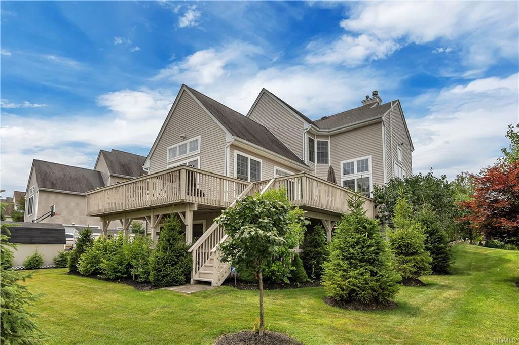 4 Berwick Circle - Photo 1