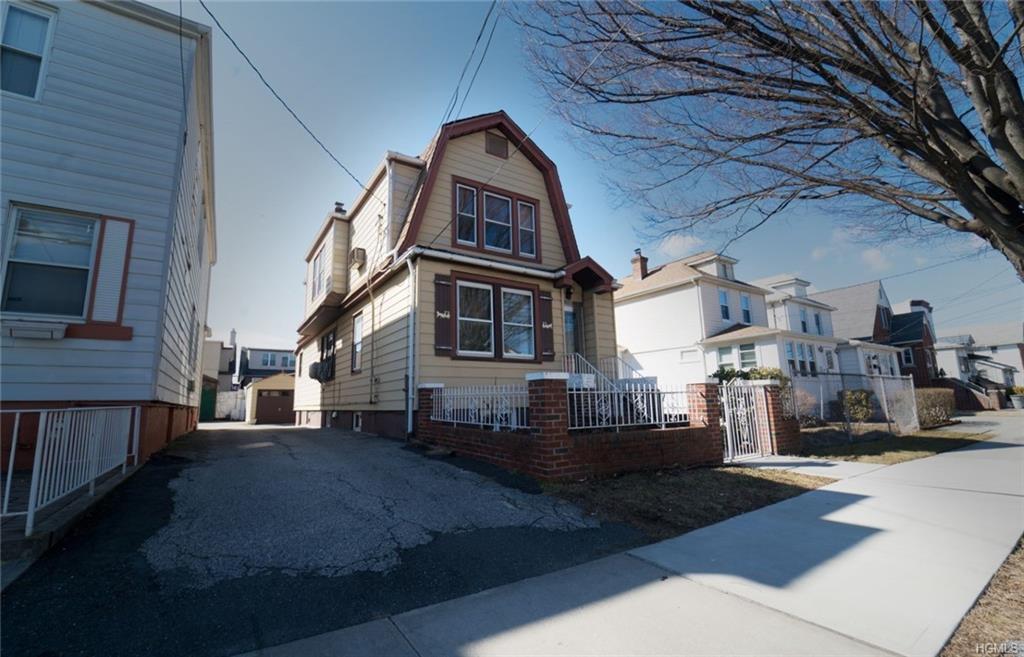 715 Edison Avenue - Photo 1