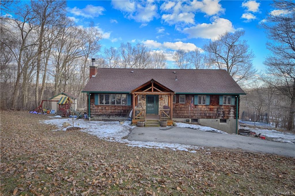 54 Laurie Court - Photo 1