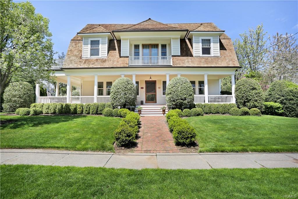8 Walnut Avenue - Photo 1