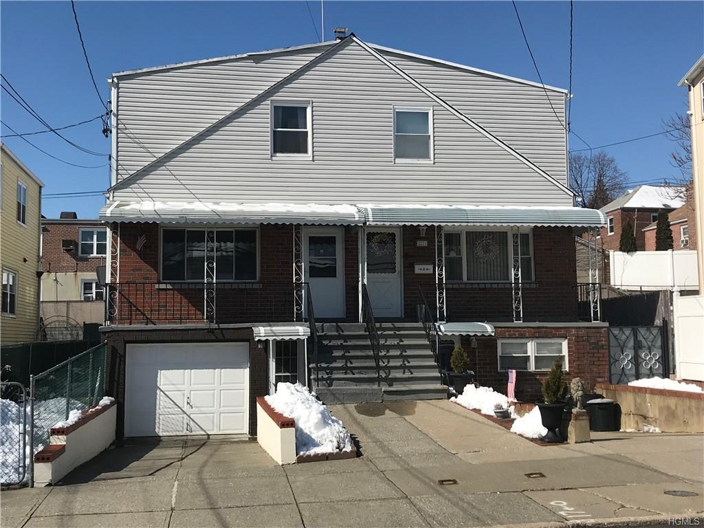 2569 Tiemann Avenue - Photo 1