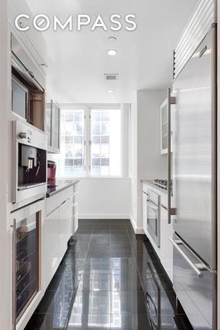 60 55th Street - Photo 1