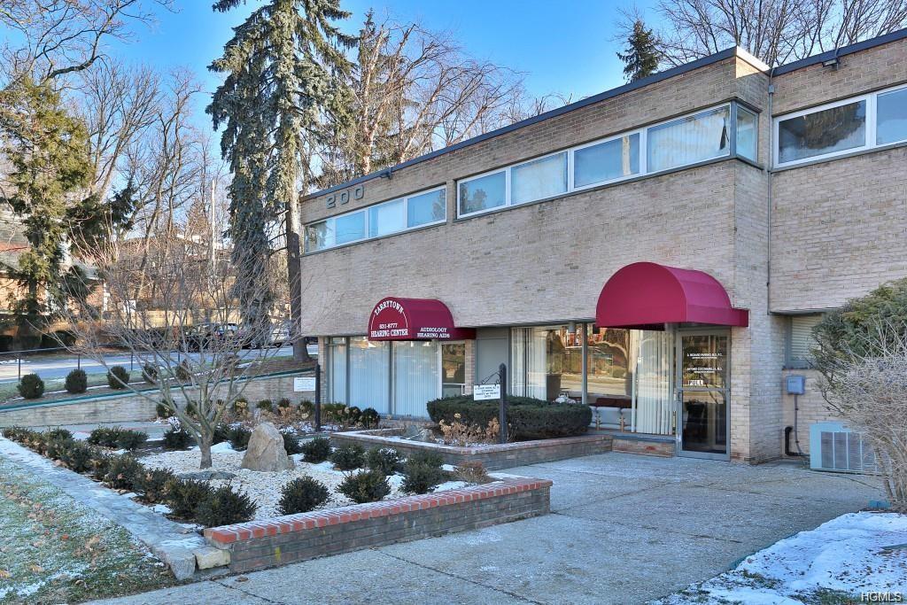 200 Broadway - Photo 1