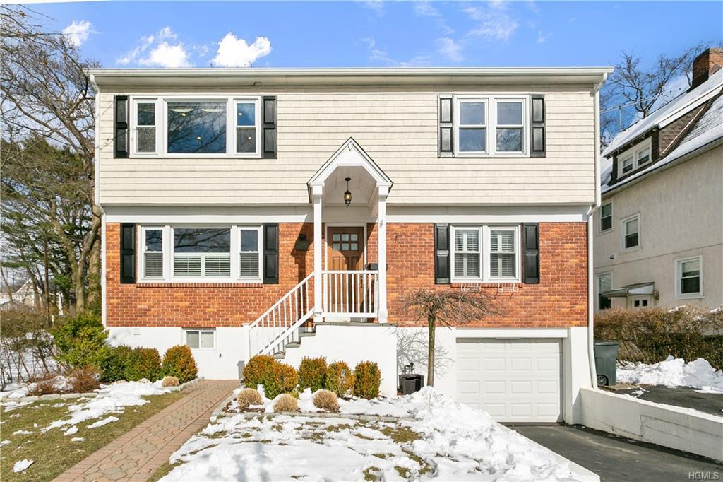 429 Beach Avenue - Photo 1