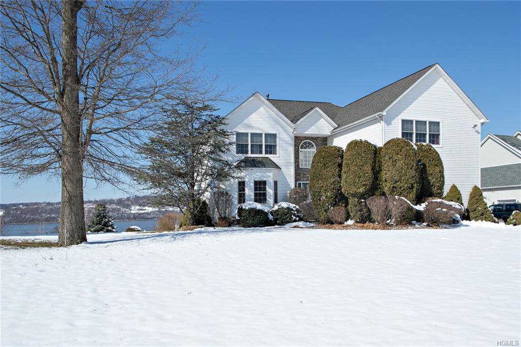 201 Old Castle Point Road - Photo 1