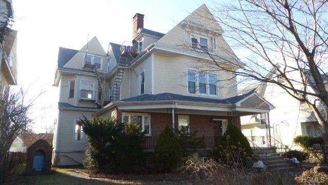 152 Summit Avenue - Photo 1