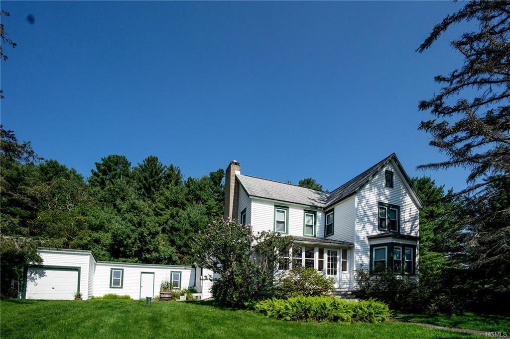 137 Hartwood Road - Photo 1