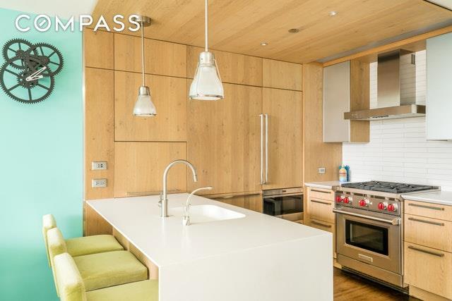 211 13th Street - Photo 1