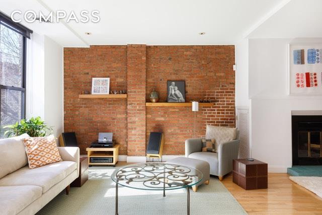 121 Sterling - Photo 1