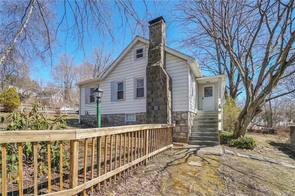 28 Sussex Road - Photo 1