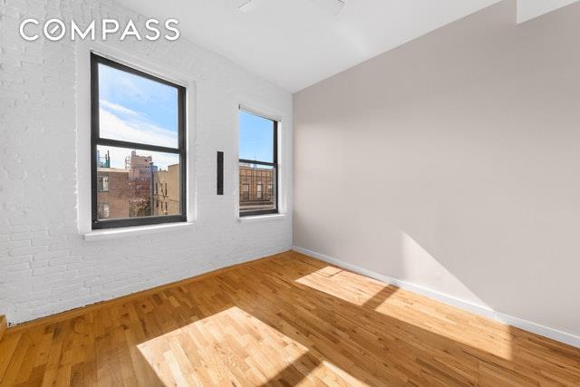 307 8th Street - Photo 1