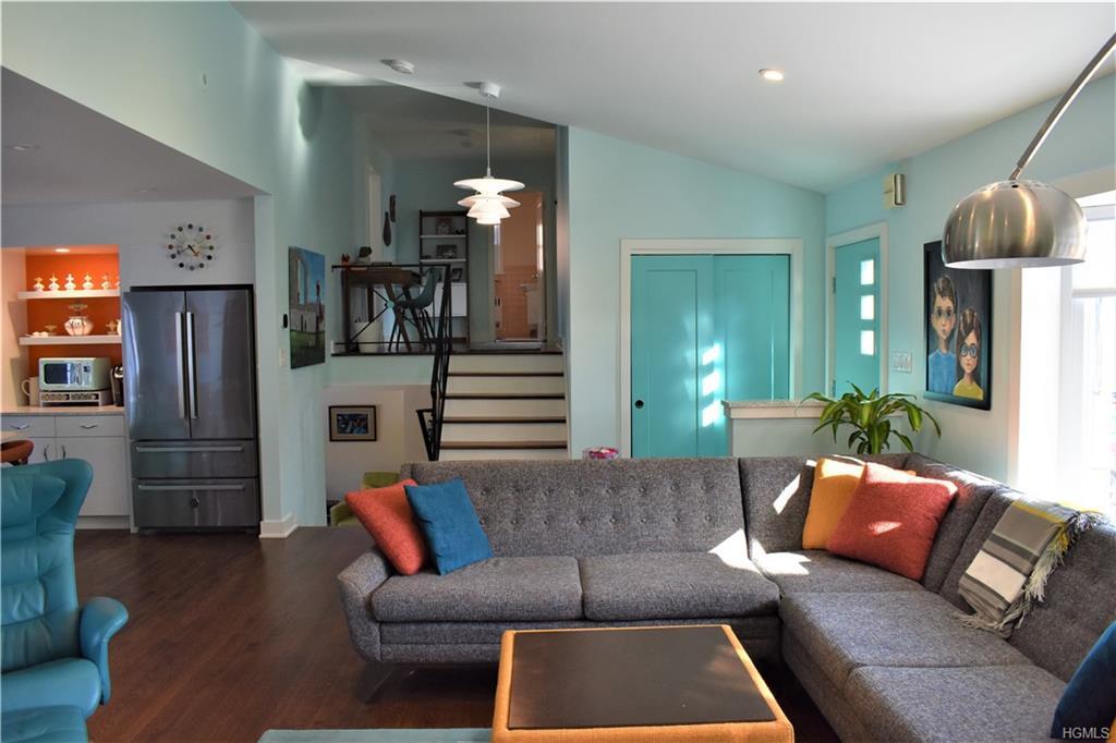 27 Devonia Avenue - Photo 1