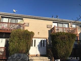 215 Sneden Place - Photo 1