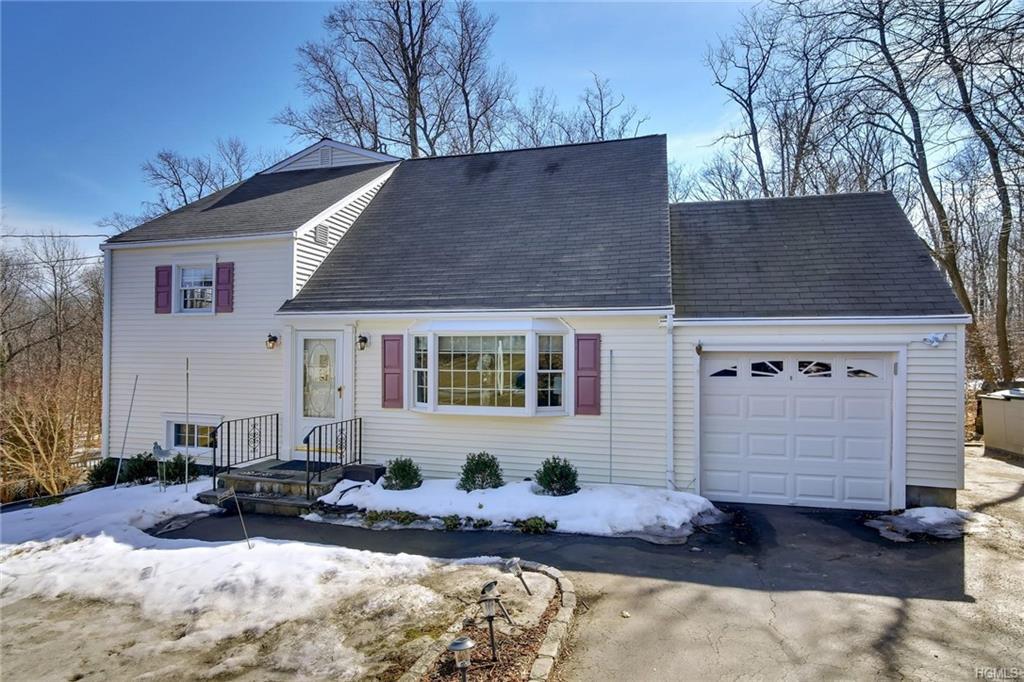 1423 Ivy Road - Photo 1