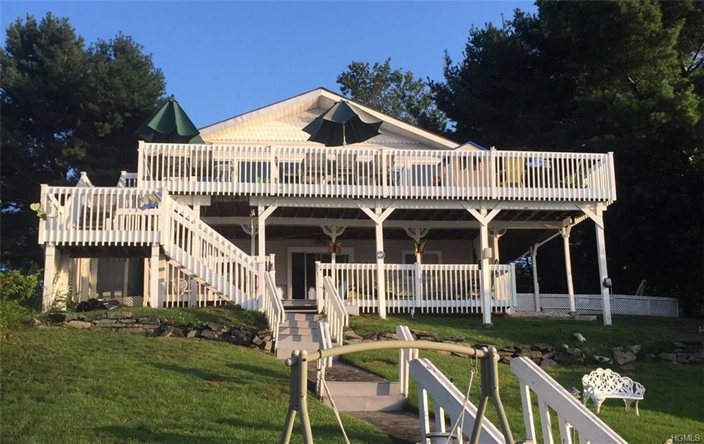 60 Crescent Circle - Photo 1