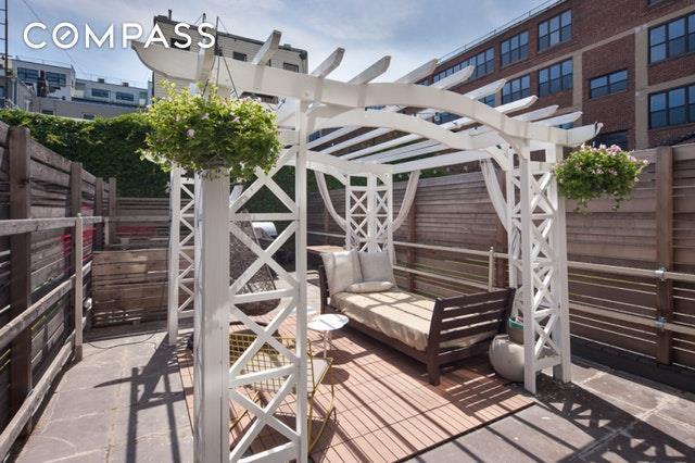 90 5th Street - Photo 1