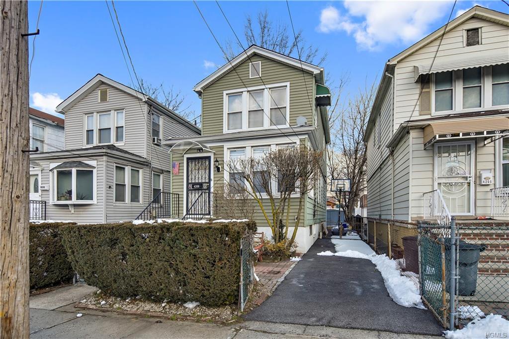 4208 Wilder Avenue - Photo 1