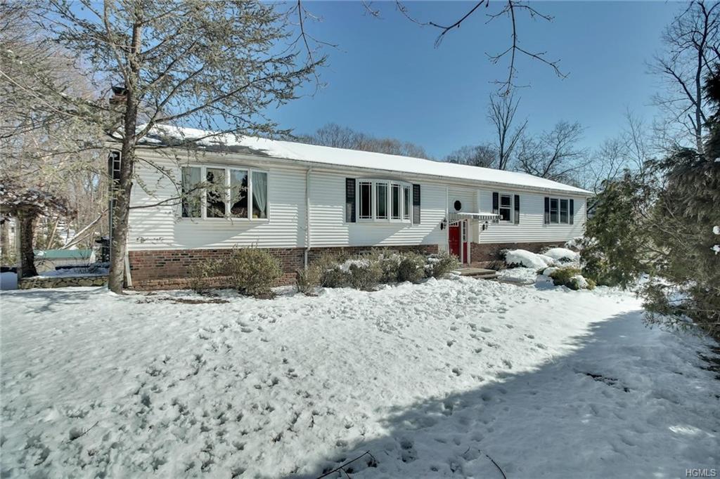 8A Knollwood Drive - Photo 1