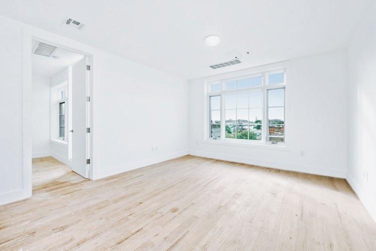 627 Dekalb Avenue - Photo 1
