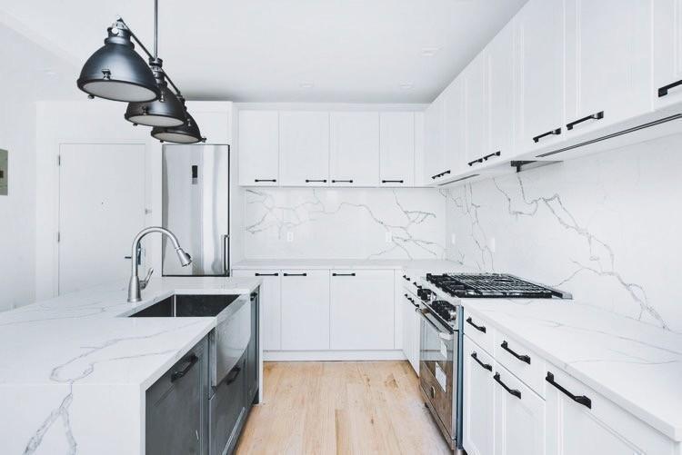 627 Dekalb Avenue - Photo 1