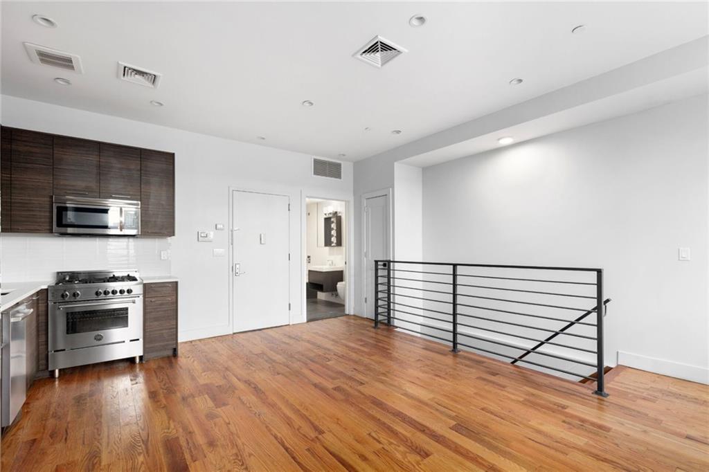 844 Quincy Street - Photo 1
