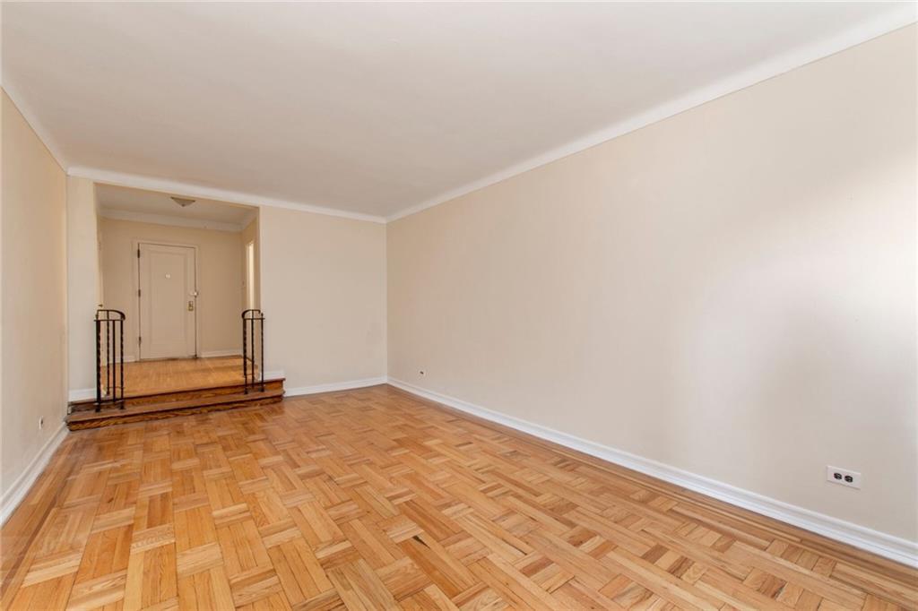 20 Clinton Street - Photo 1