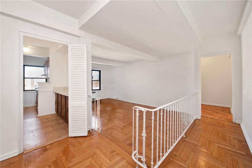 60 Park - Photo 1