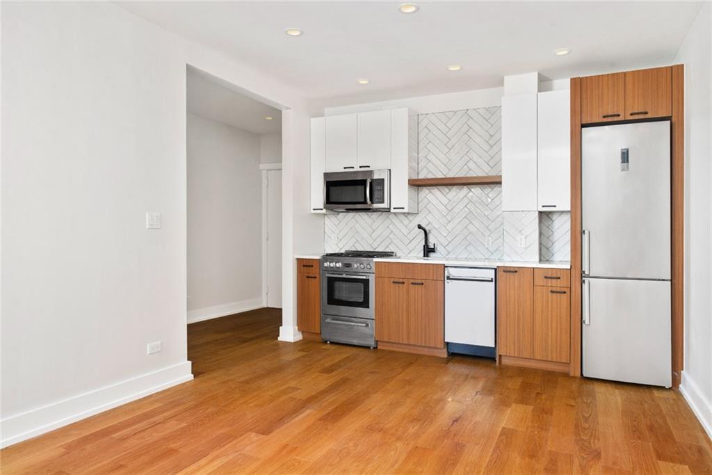 12 Crown Street - Photo 1