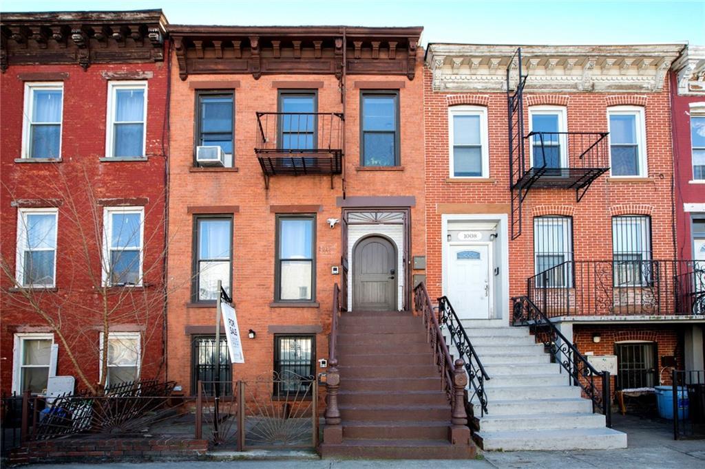 1010 Halsey Street - Photo 1