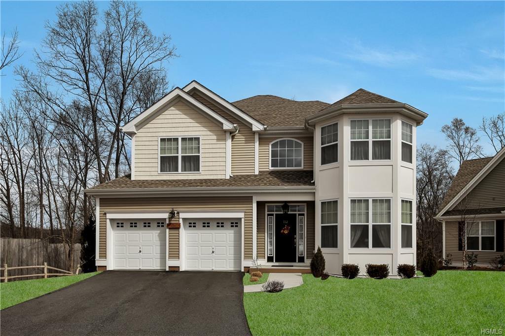 112 Fairways Drive - Photo 1