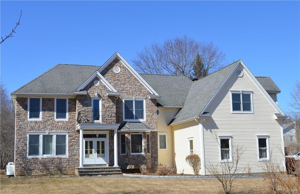 227 Tomahawk Street - Photo 1
