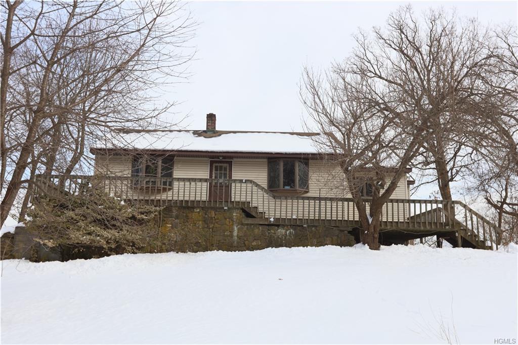 38 Ellen Avenue - Photo 1
