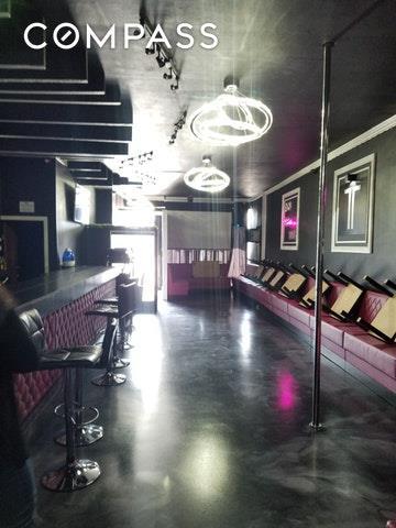131-15 Jamaica Avenue - Photo 1