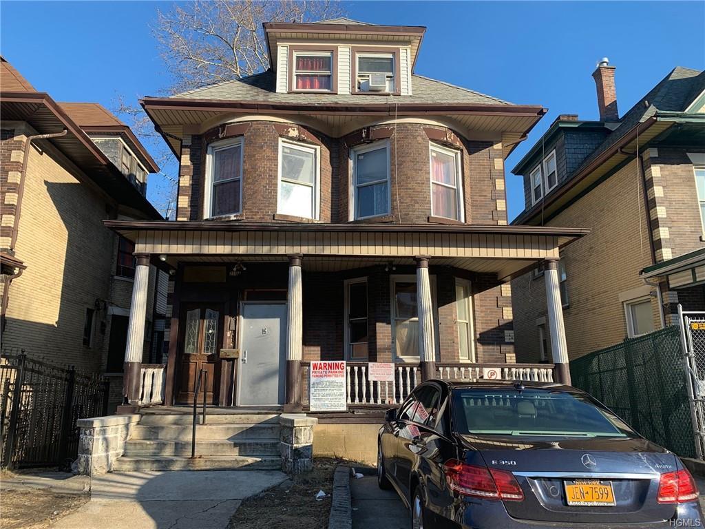 2194 University Boulevard - Photo 1