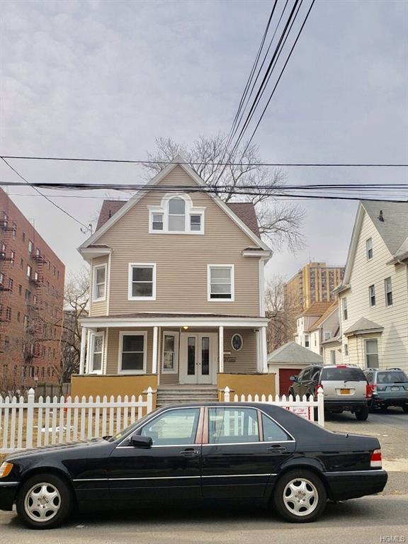 12 Archer Avenue - Photo 1