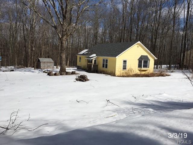 1424 Ulster Heights Road - Photo 1