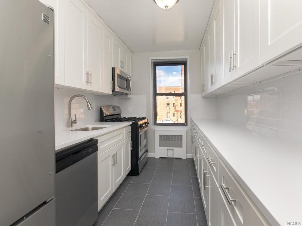 1 Remsen Road - Photo 1