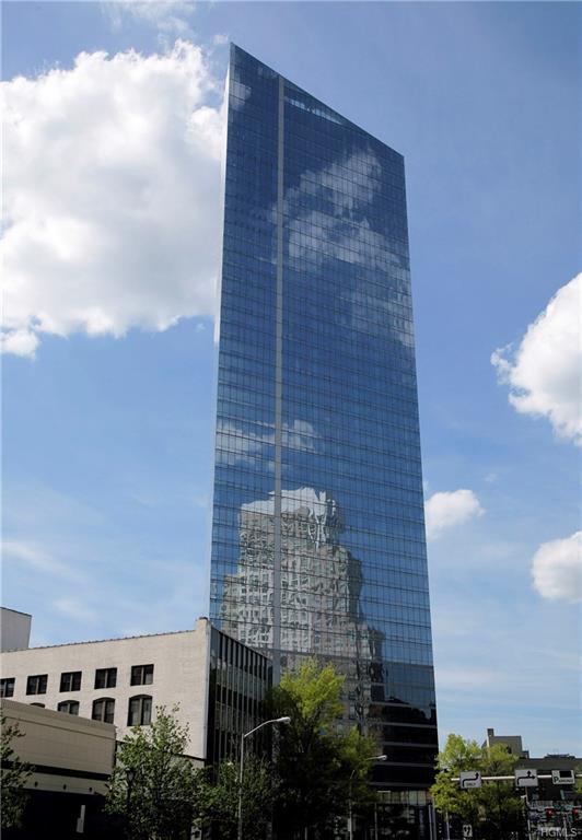 5 Renaissance Square - Photo 1