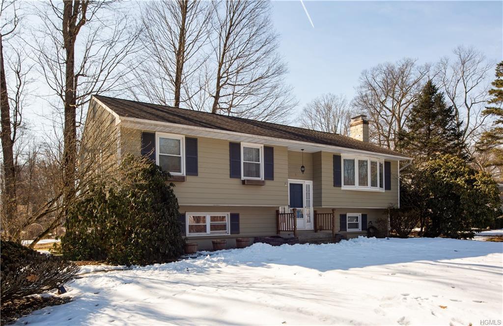 12 Salem Court - Photo 1