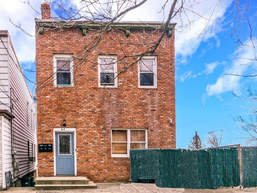 92 Alexander Avenue - Photo 1