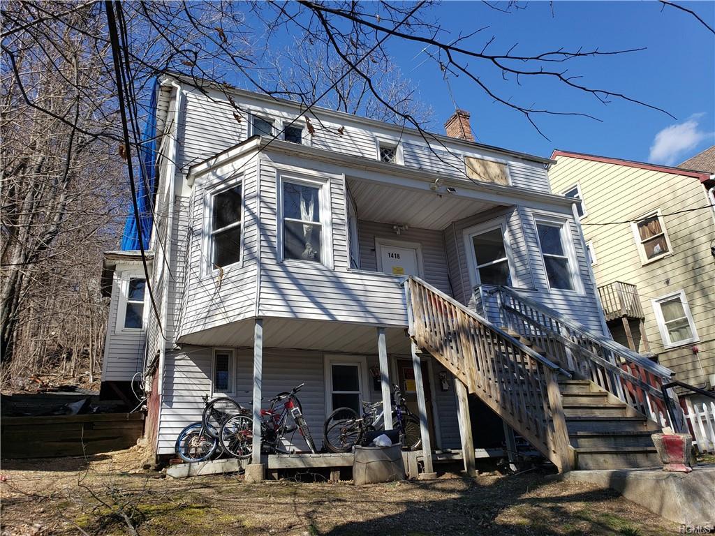 1418 Main Street - Photo 1