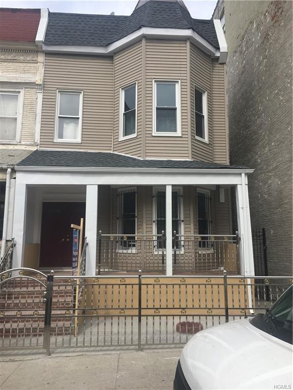 671 Dawson Street - Photo 1