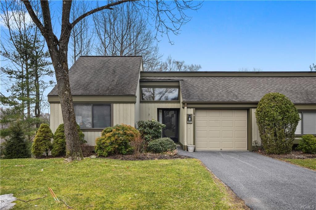 534 Heritage Hills - Photo 1