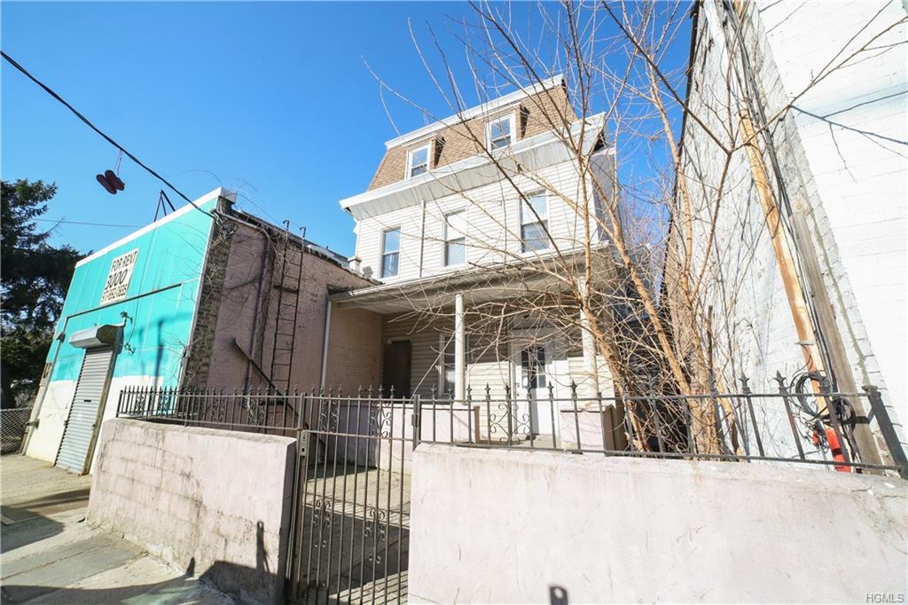 189 Warburton Avenue - Photo 1