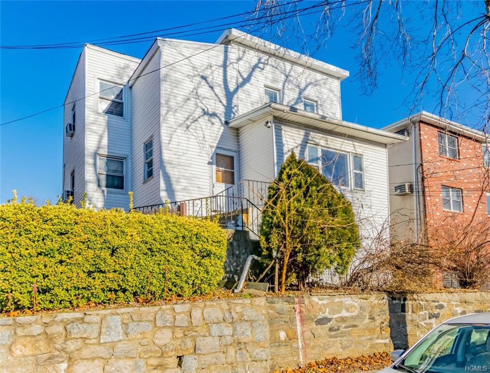 21 Springer Avenue - Photo 1