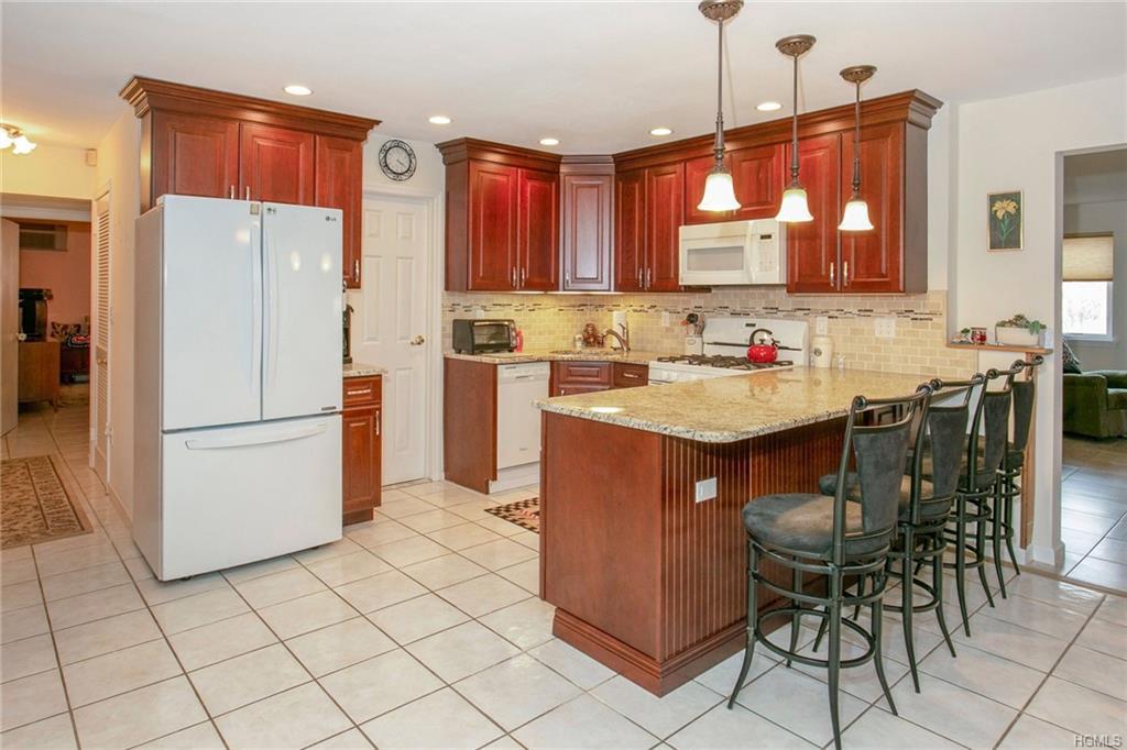 8 Pepperill Court - Photo 1
