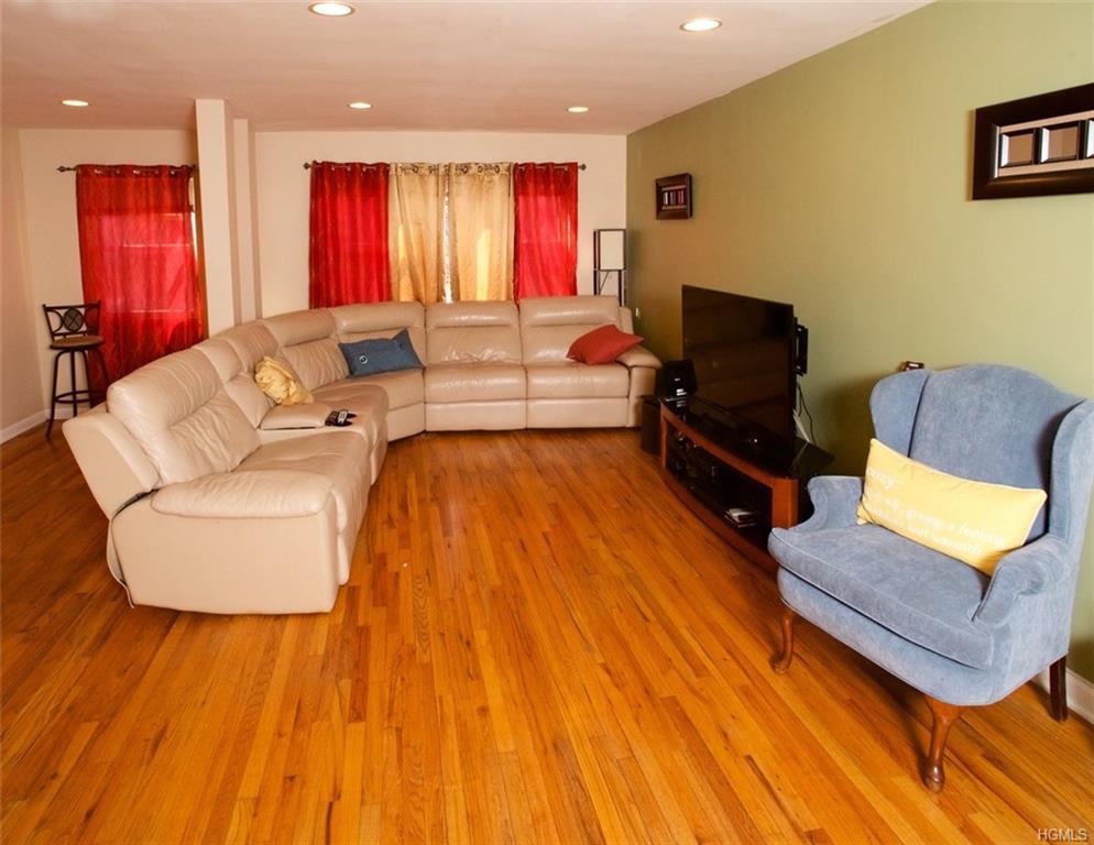 865 223rd Street - Photo 1
