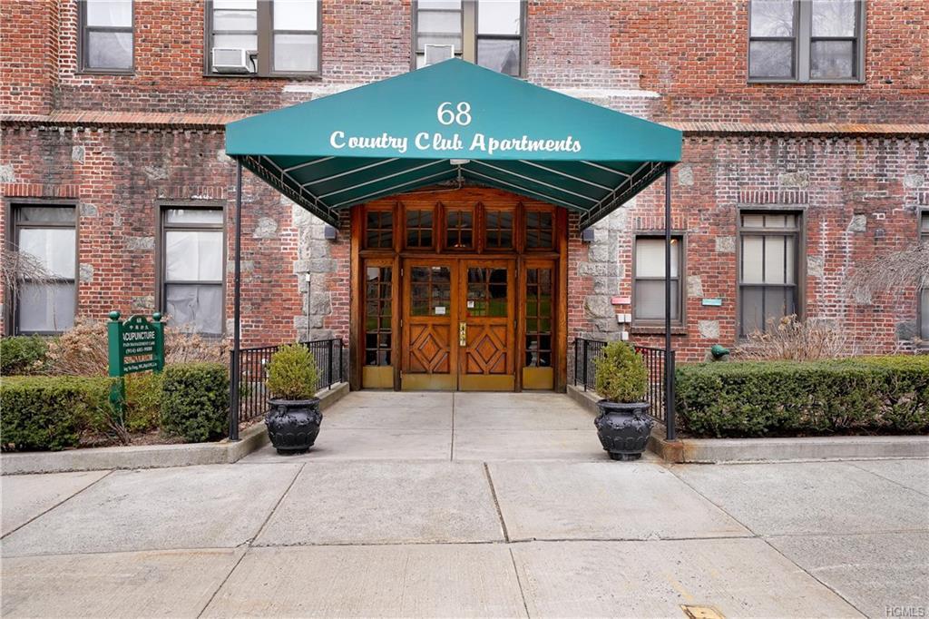 68 Hartsdale Avenue - Photo 1